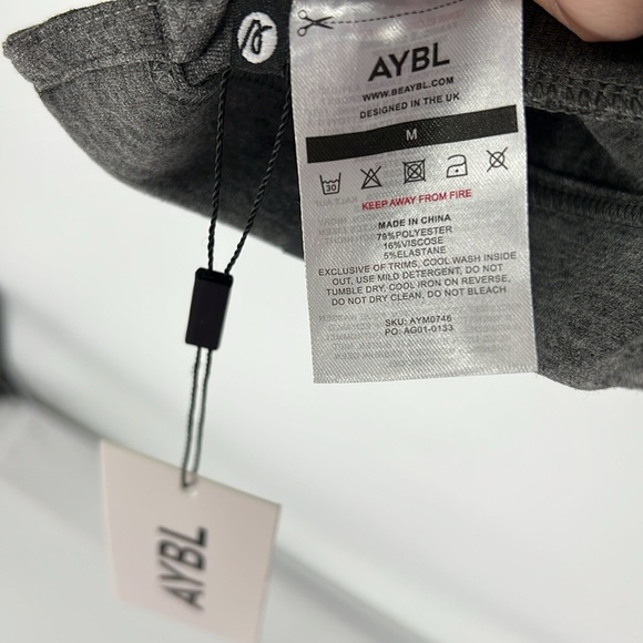 AYBL NWT Men's performance lightweight Gray Hoodie medium - Picture 7 of 9